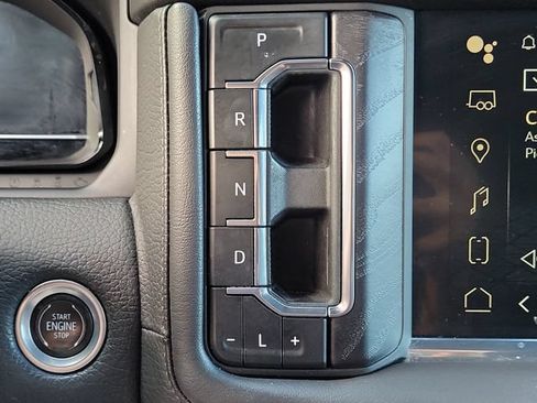 Used 2022 GMC Yukon Denali RWD image 26