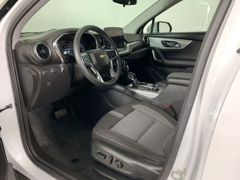 Used 2025 Chevrolet Blazer LT image 29