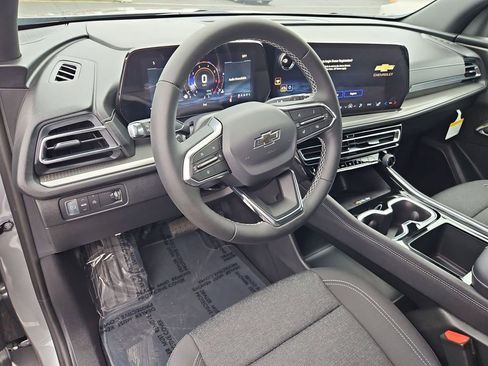 New 2026 Chevrolet Traverse LT w/ Midnight/Sport Edition image 13