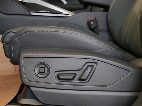 New 2025 Audi Q5 Premium Plus image 11