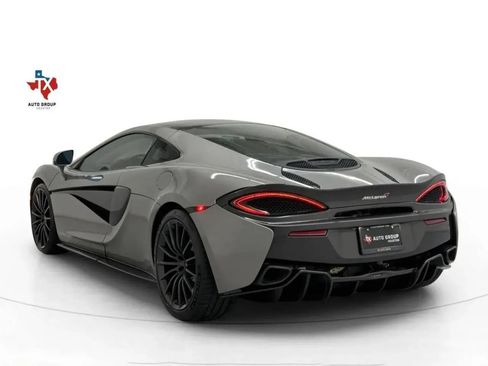 Used 2017 McLaren 570S RWD image 3