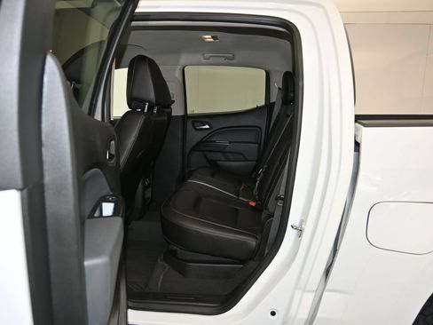Used 2022 Chevrolet Colorado Z71 AWD/4WD image 22