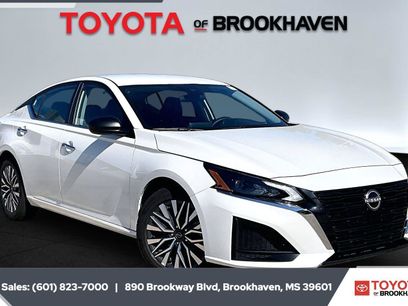 Used 2025 Nissan Altima 2.5 SV