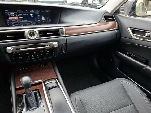 Used 2015 Lexus GS 350 AWD w/ Premium Package image 16