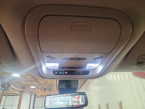 Used 2021 Buick Enclave Premium w/ Surround and Sites Package image 20
