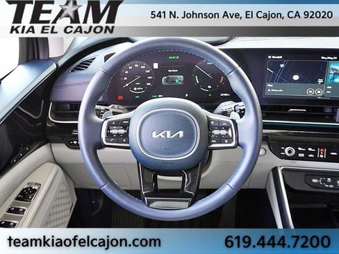 Certified 2025 Kia Carnival SX Prestige FWD image 22