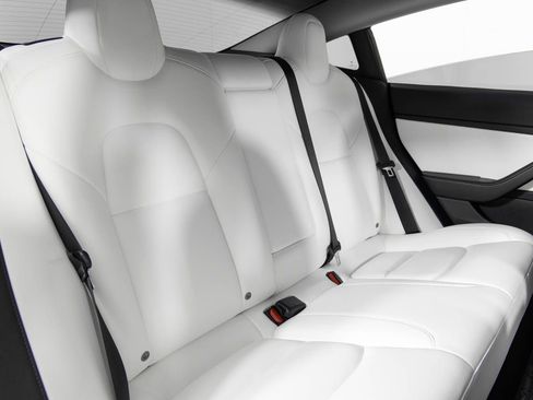 Used 2021 Tesla Model 3 Performance image 24