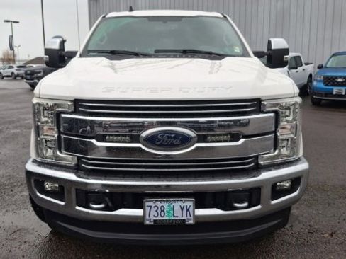 Used 2019 Ford F250 Lariat w/ Chrome Package image 2