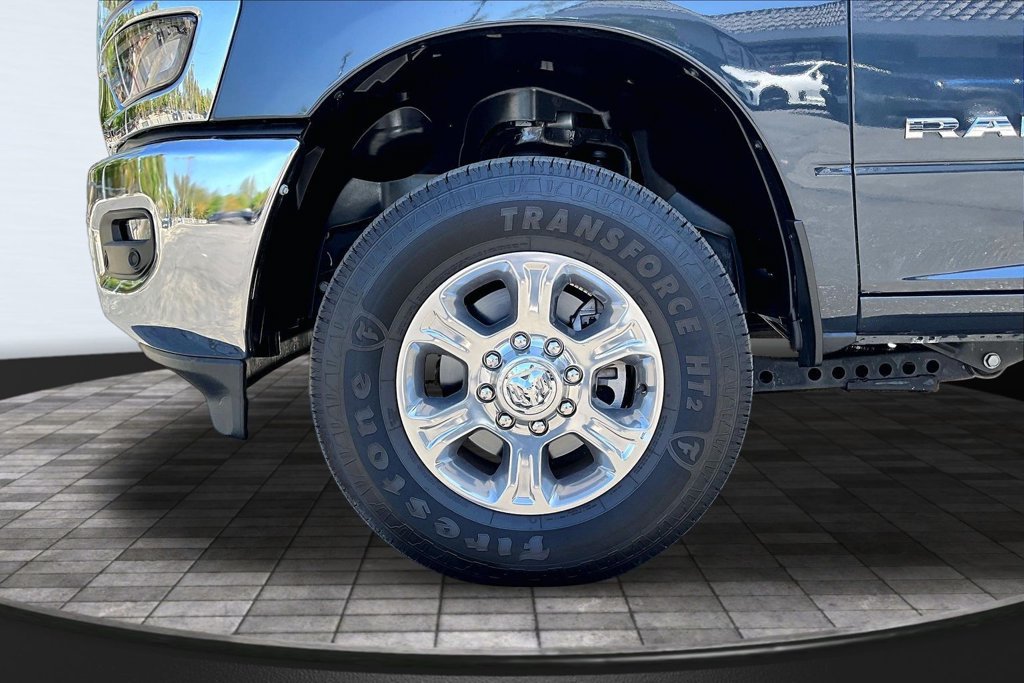 Certified 2025 RAM 2500 Big Horn AWD/4WD image 33