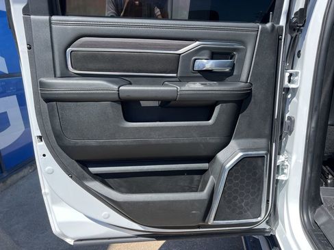 Used 2025 RAM 2500 Laramie w/ Sport Appearance Package image 19