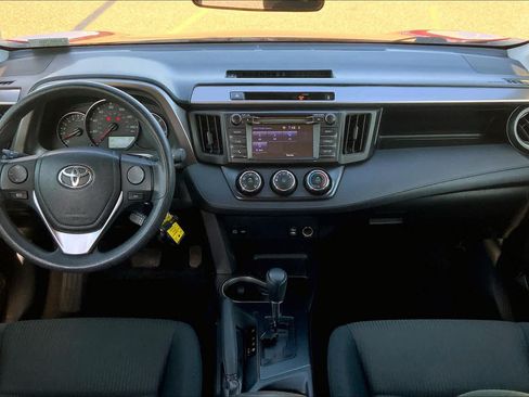 Used 2016 Toyota RAV4 LE AWD/4WD image 16