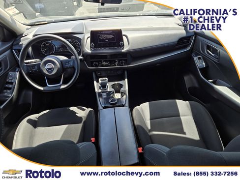 Used 2024 Nissan Rogue S AWD/4WD image 17