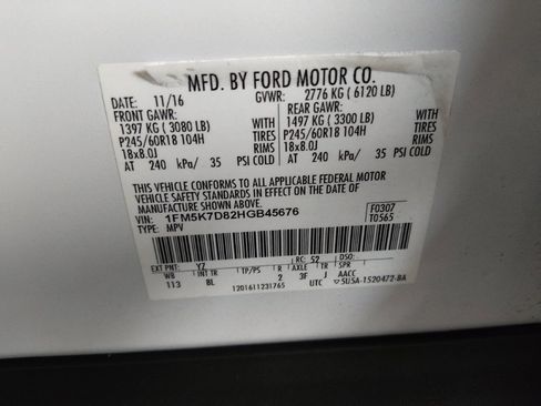 Used 2017 Ford Explorer XLT FWD image 33