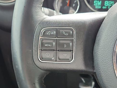 Used 2016 Jeep Wrangler Unlimited Sahara w/ Connectivity Group AWD/4WD image 19