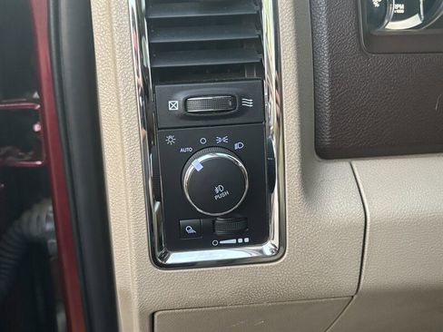 Used 2018 RAM 2500 Laramie w/ Convenience Group image 15