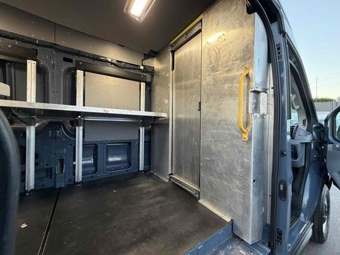 Used 2019 Ford Transit 250 148 High Roof Extended RWD image 11