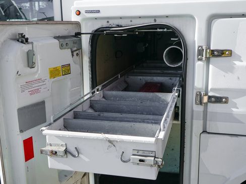 Used 2012 Ford F550 2WD Regular Cab Super Duty w/ PWR Equipment Group image 7