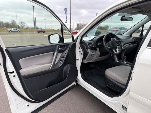 Used 2017 Subaru Forester 2.5i Limited image 14