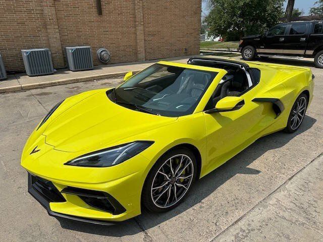 Used 2023 Chevrolet Corvette Stingray Premium Cpe w/ Z51 Performance Package RWD image 6