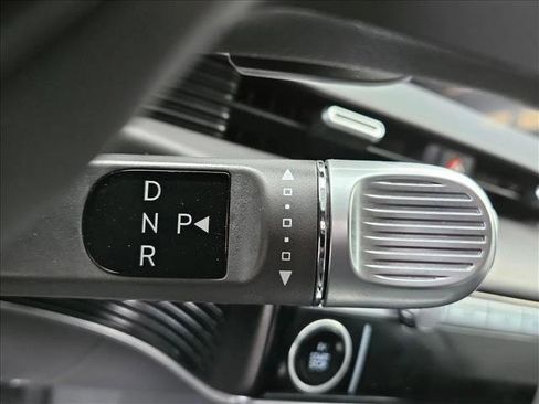 Used 2024 Hyundai Ioniq 5 SEL image 21