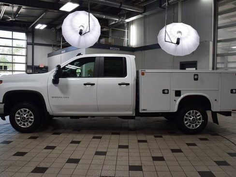 New 2025 Chevrolet Silverado 2500 W/T w/ WT Convenience Package AWD/4WD image 3