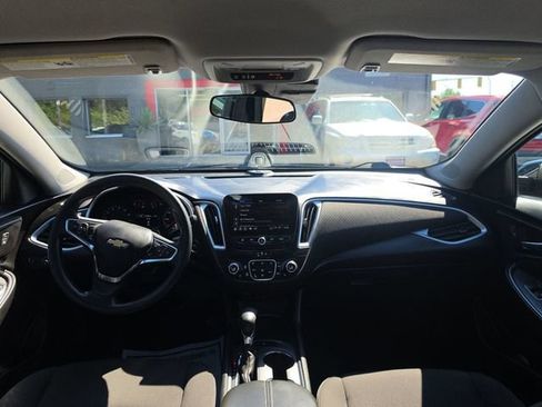 Used 2023 Chevrolet Malibu LT FWD image 28