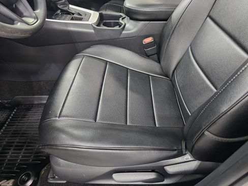 Used 2019 Toyota RAV4 XLE w/ All Weather Liner Package AWD/4WD image 14