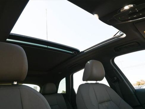 Certified 2025 Audi Q5 Premium w/ Convenience Package AWD/4WD image 24