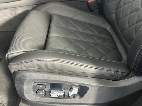 Used 2026 BMW X5 sDrive40i w/ Climate Comfort Package RWD image 12