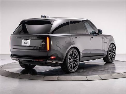 Used 2023 Land Rover Range Rover SE AWD/4WD image 5