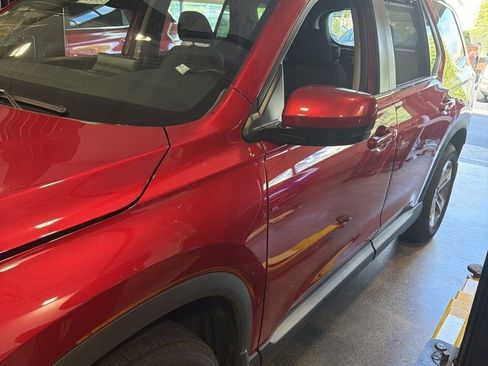 Certified 2025 Honda Pilot EX-L image 2