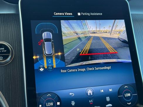 Certified 2025 Mercedes-Benz GLC 300 image 31