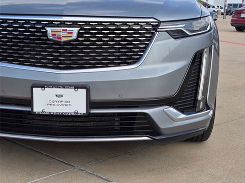 Used 2024 Cadillac XT6 Premium Luxury w/ Technology Package FWD image 5