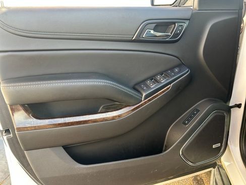 Used 2017 Chevrolet Tahoe LT image 6