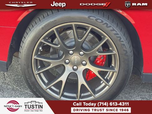 Used 2016 Dodge Challenger SRT Hellcat RWD image 11