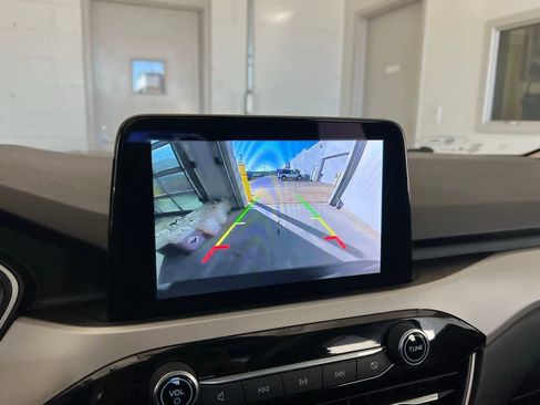 Used 2020 Ford Escape SEL image 28