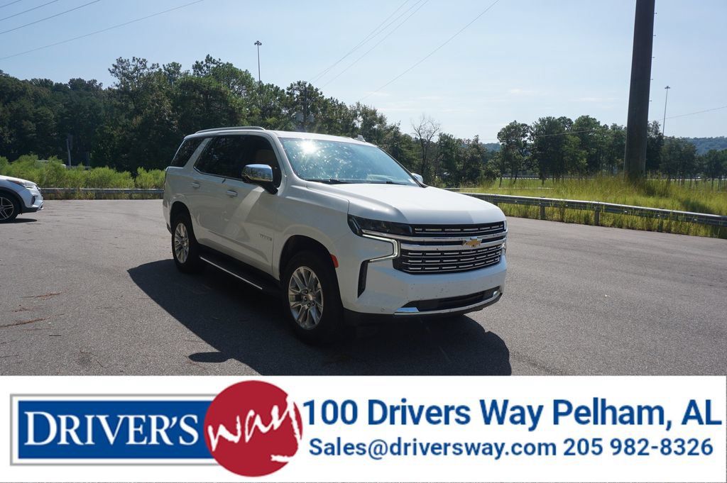 Used 2024 Chevrolet Tahoe Premier RWD image 1