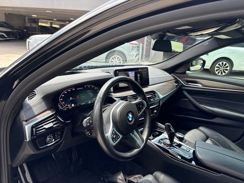 Used 2022 BMW M550i xDrive w/ Executive Package AWD/4WD image 12