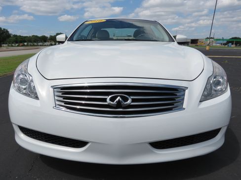 Used 2010 INFINITI G37 x w/ Premium Pkg image 7
