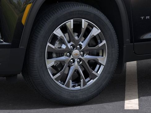 New 2026 Chevrolet Traverse LT w/ Sun and Wheel Package AWD/4WD image 9