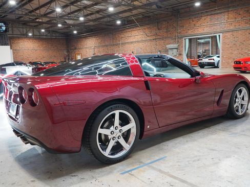Used 2007 Chevrolet Corvette Coupe RWD image 35