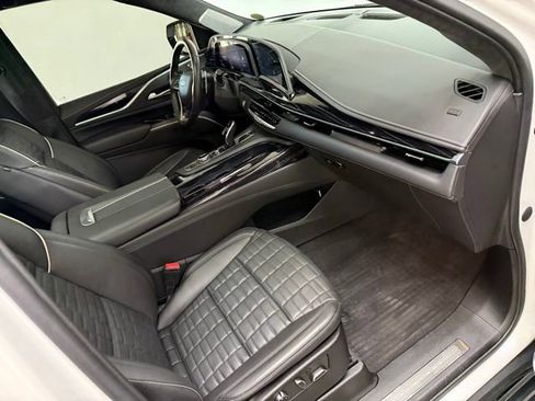 Used 2023 Cadillac Escalade V image 37