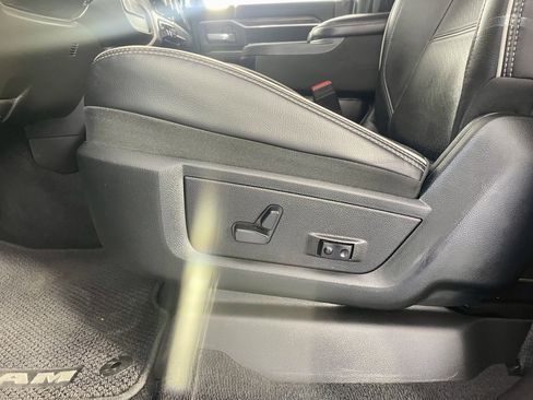 Used 2019 RAM 3500 Laramie AWD/4WD image 13