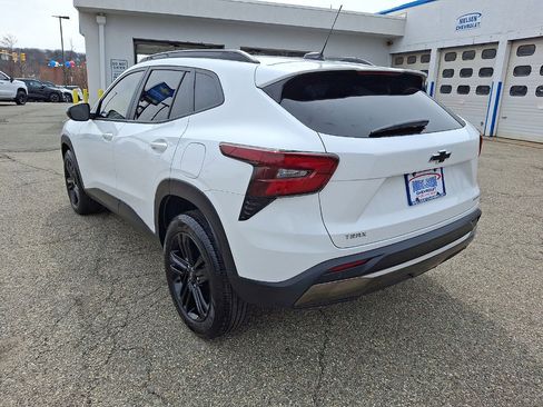 Certified 2024 Chevrolet Trax ACTIV w/ Driver Confidence Package image 22