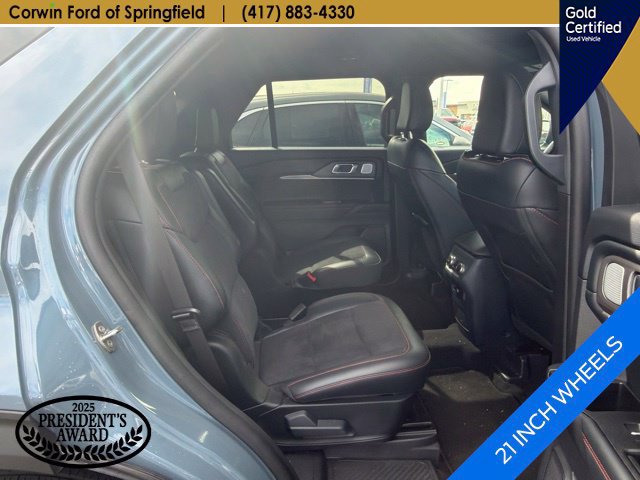 Used 2025 Ford Explorer ST w/ Sun And Sound Package AWD/4WD image 8