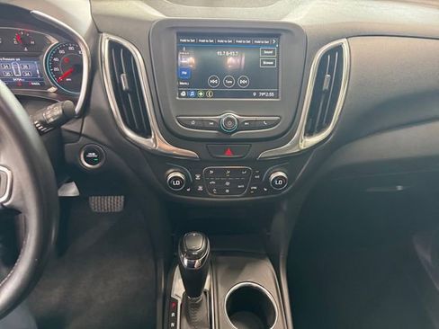 Used 2019 Chevrolet Equinox LT FWD image 5