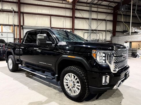 Used 2020 GMC Sierra 2500 Denali w/ Denali Ultimate Package AWD/4WD image 2