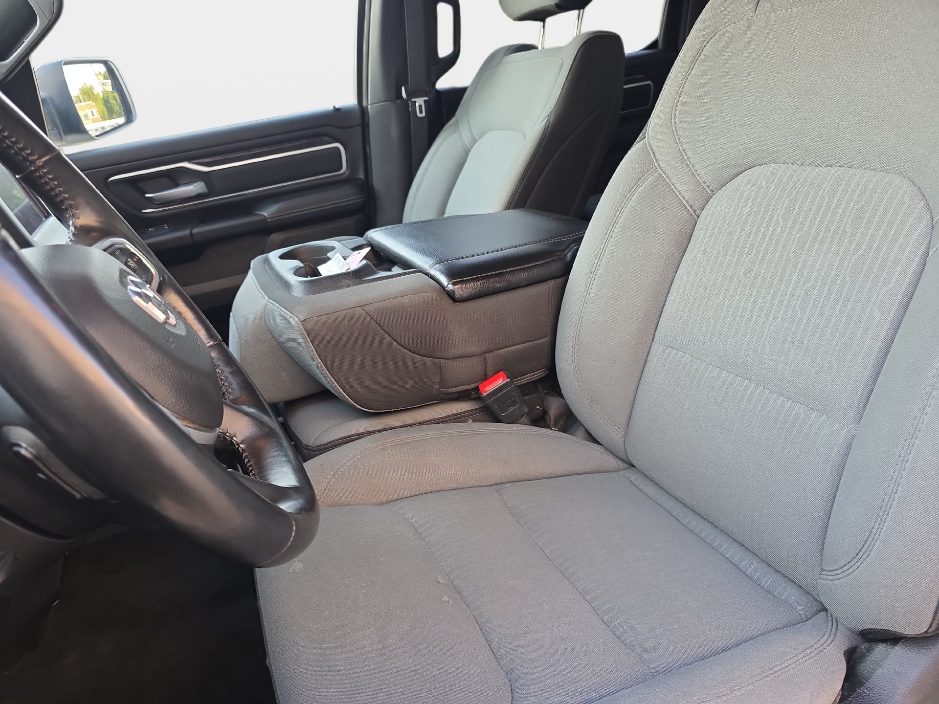 Used 2023 RAM 1500 Big Horn AWD/4WD image 14