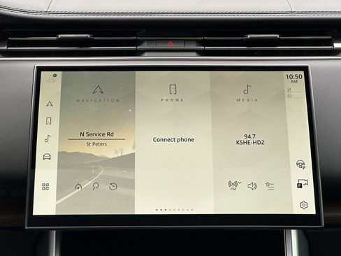 Used 2023 Land Rover Range Rover Autobiography image 17