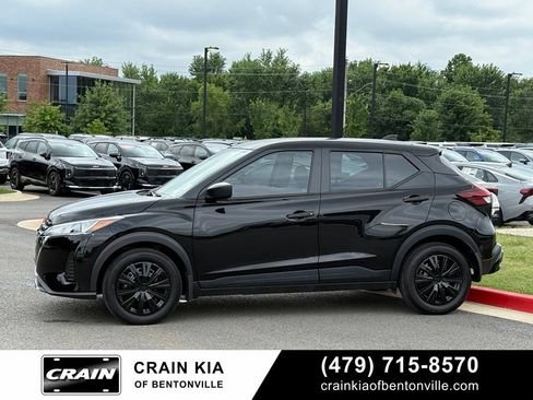 Used 2024 Nissan Kicks S FWD image 4